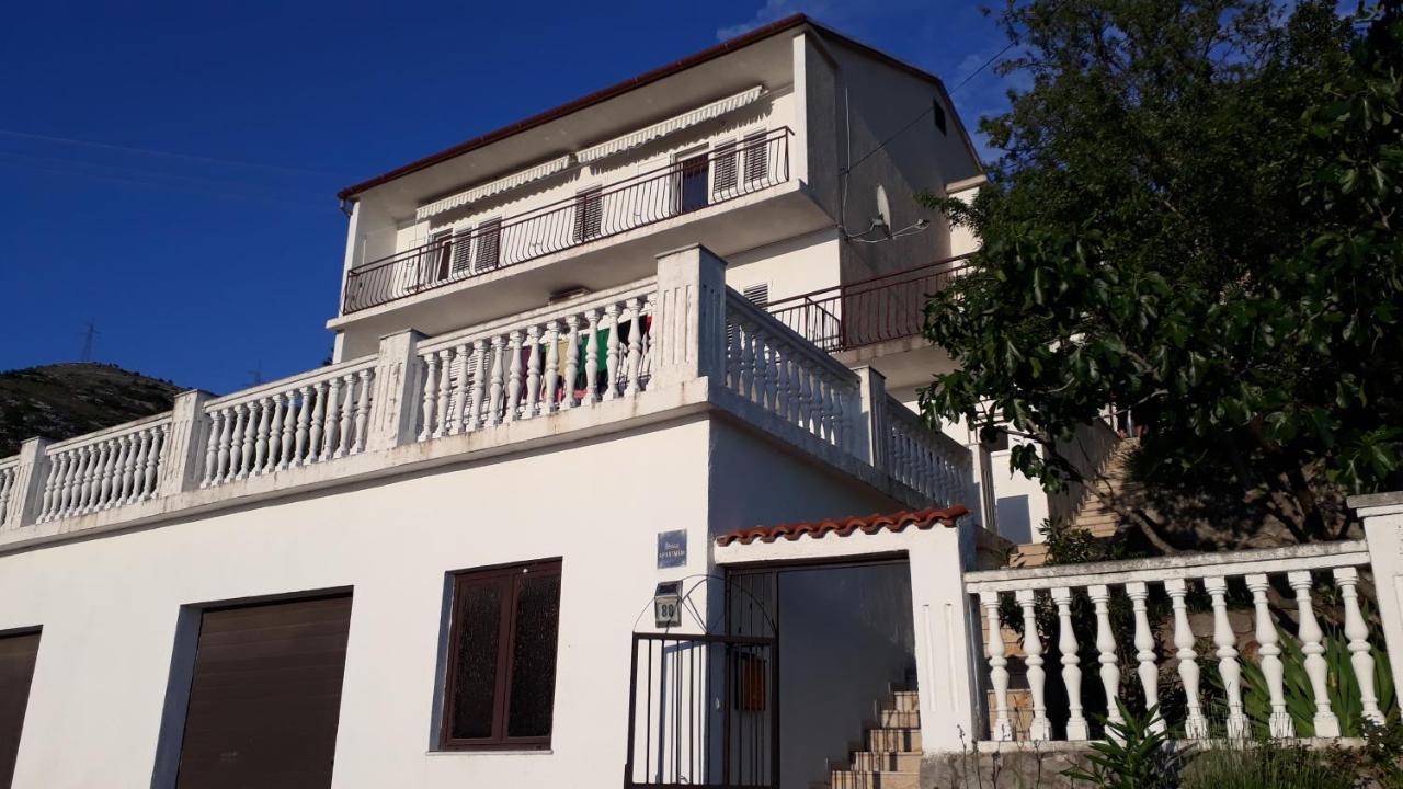 Natalie Appartement Senj  Buitenkant foto